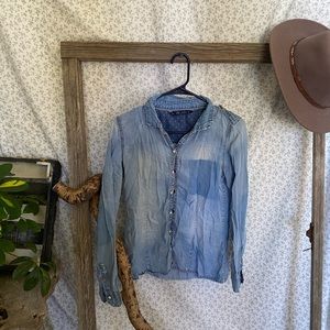 Zara MEDIUM SOFT denim button up